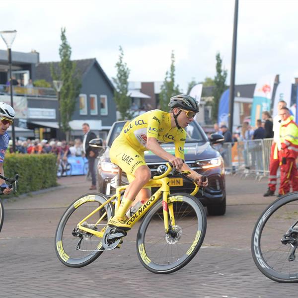 42e Profronde - Foto's Martin de Jong (www.fotopersburomartindejong.nl) | Wielrennen Surhuisterveen