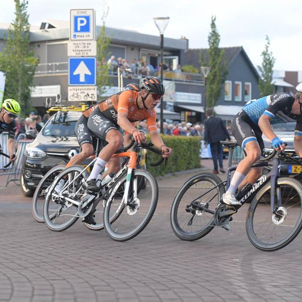 42e Profronde - Foto's Martin de Jong (www.fotopersburomartindejong.nl) | Wielrennen Surhuisterveen