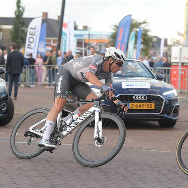 42e Profronde - Foto's Martin de Jong (www.fotopersburomartindejong.nl) | Wielrennen Surhuisterveen