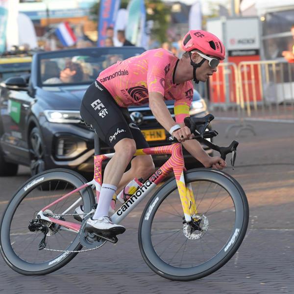 42e Profronde - Foto's Martin de Jong (www.fotopersburomartindejong.nl) | Wielrennen Surhuisterveen