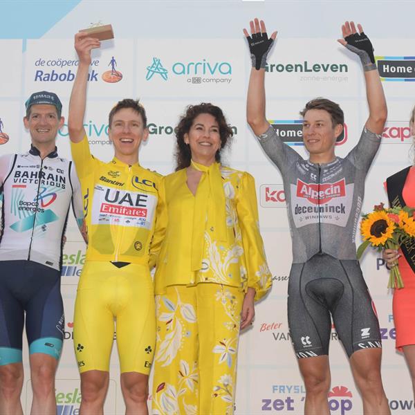 42e Profronde - Foto's Martin de Jong (www.fotopersburomartindejong.nl) | Wielrennen Surhuisterveen