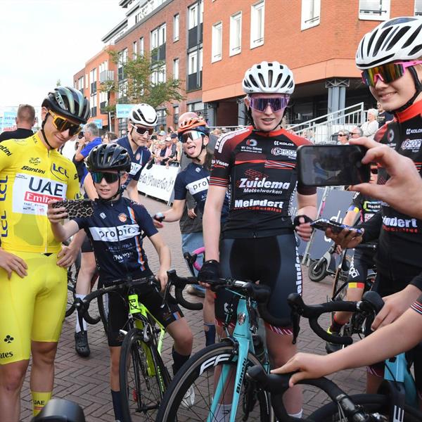 42e Profronde - Foto's Martin de Jong (www.fotopersburomartindejong.nl) | Wielrennen Surhuisterveen