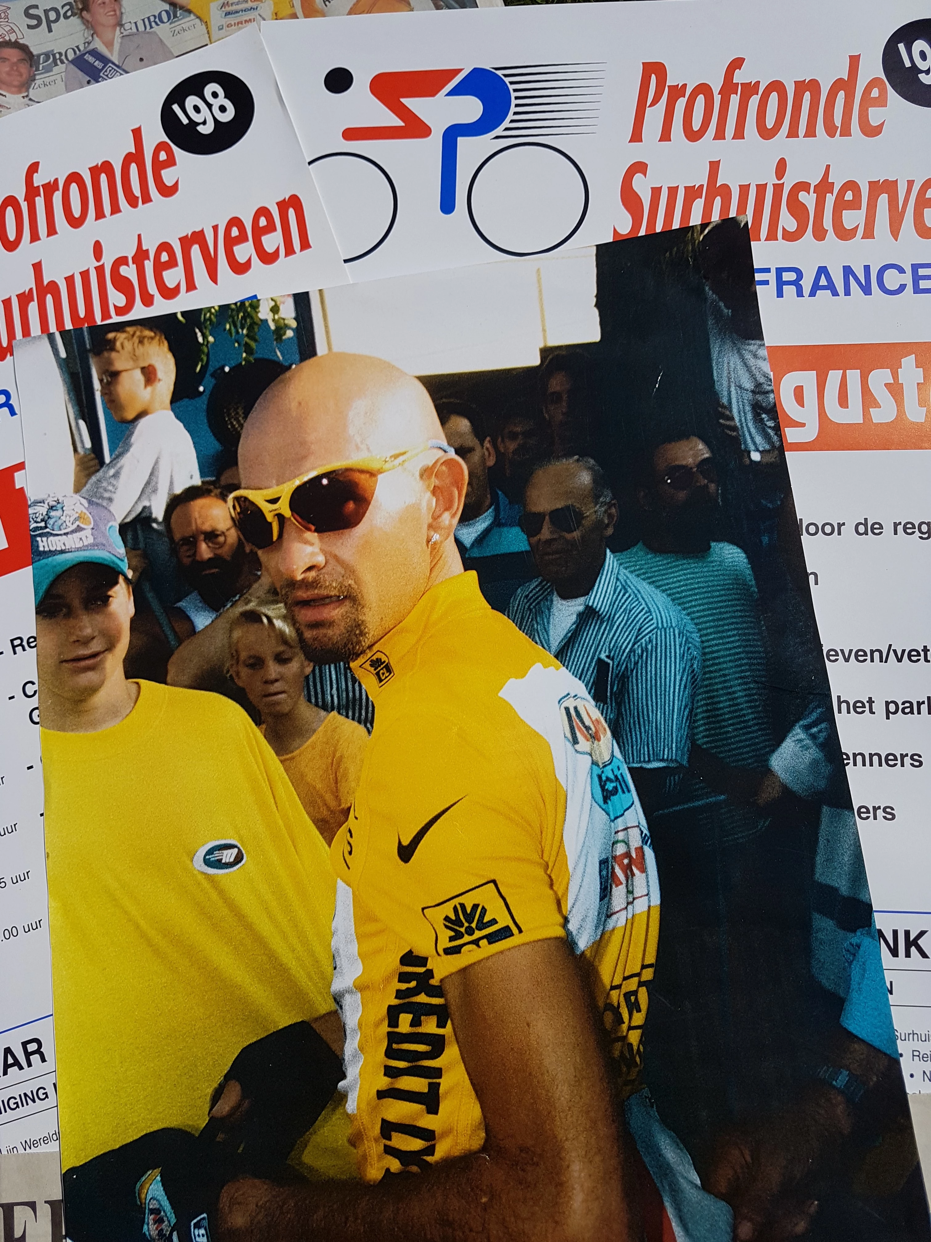 Truien in Feanster profpeloton | Wielrennen Surhuisterveen