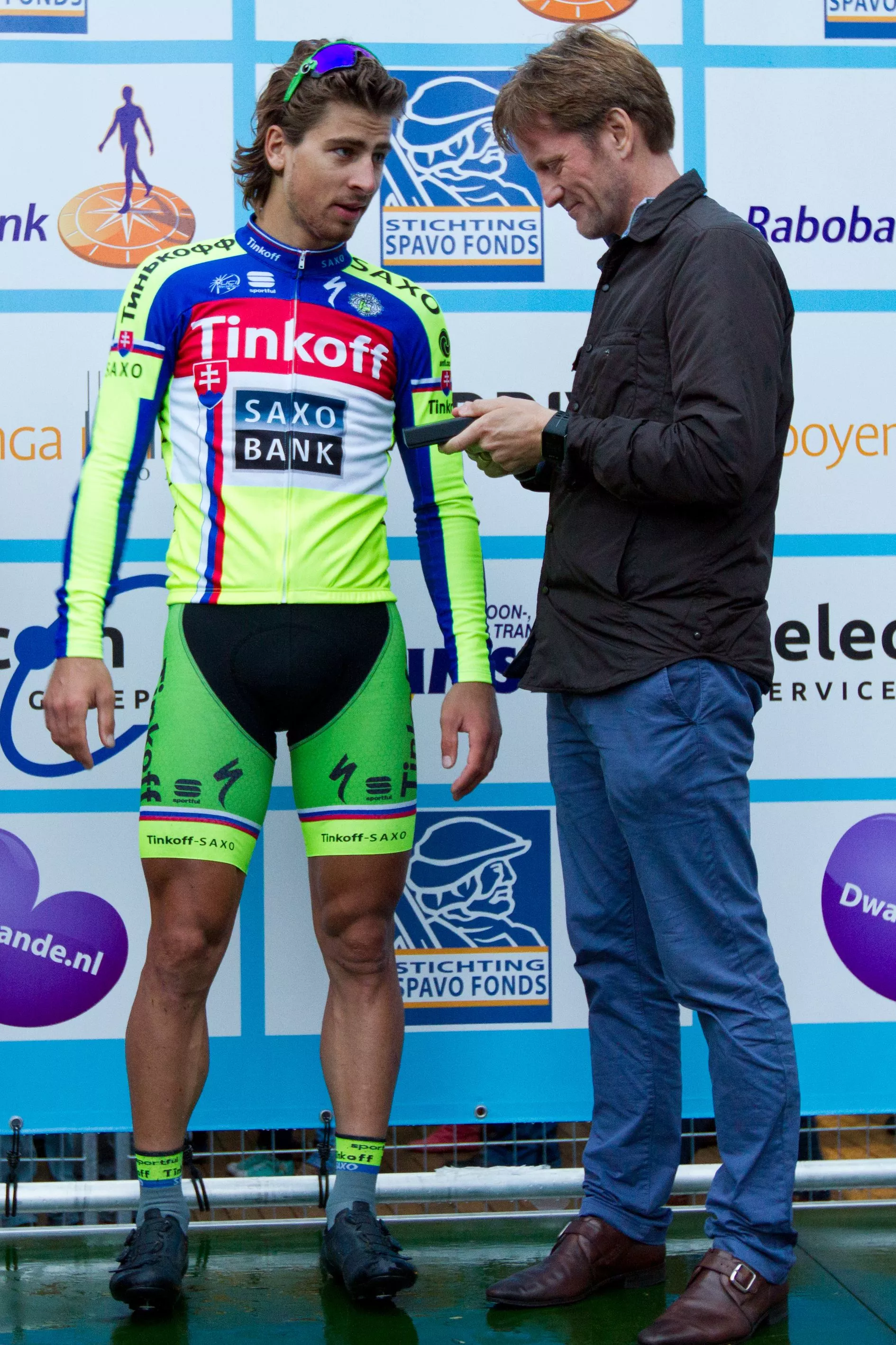 Truien in Feanster profpeloton | Wielrennen Surhuisterveen