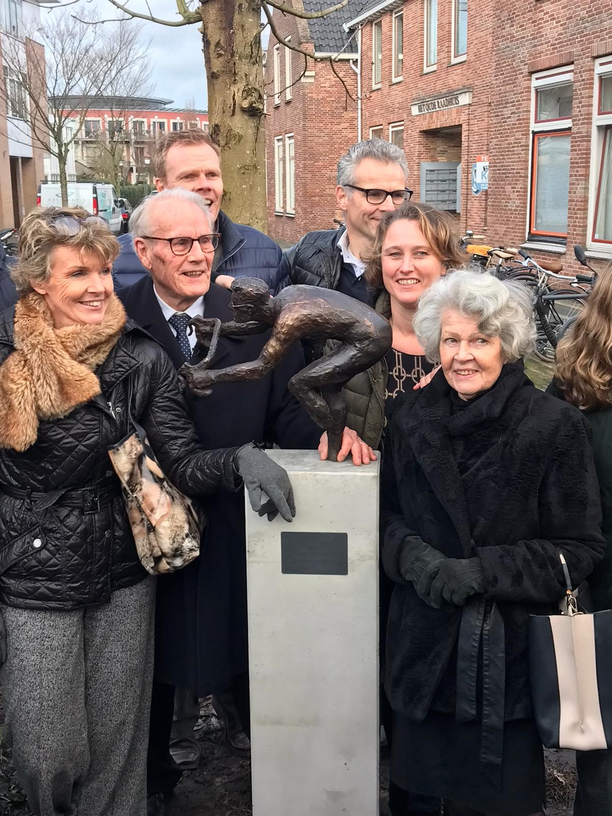 Standbeeld voor Jan Janssen in Nootdorp