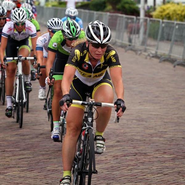 32e Profronde Surhuisterveen 2013 - Dames | Wielrennen Surhuisterveen