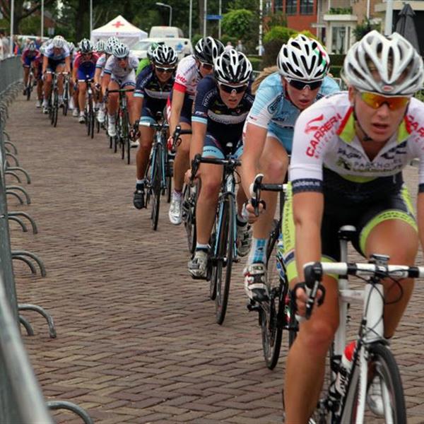 32e Profronde Surhuisterveen 2013 - Dames | Wielrennen Surhuisterveen