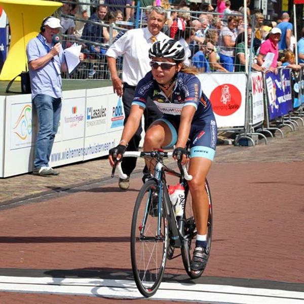 32e Profronde Surhuisterveen 2013 - Dames | Wielrennen Surhuisterveen