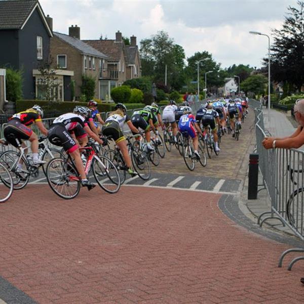32e Profronde Surhuisterveen 2013 - Dames | Wielrennen Surhuisterveen