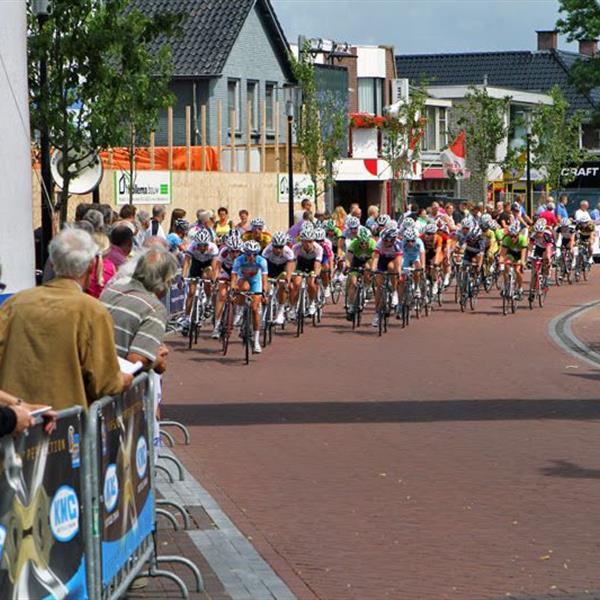 32e Profronde Surhuisterveen 2013 - Dames | Wielrennen Surhuisterveen