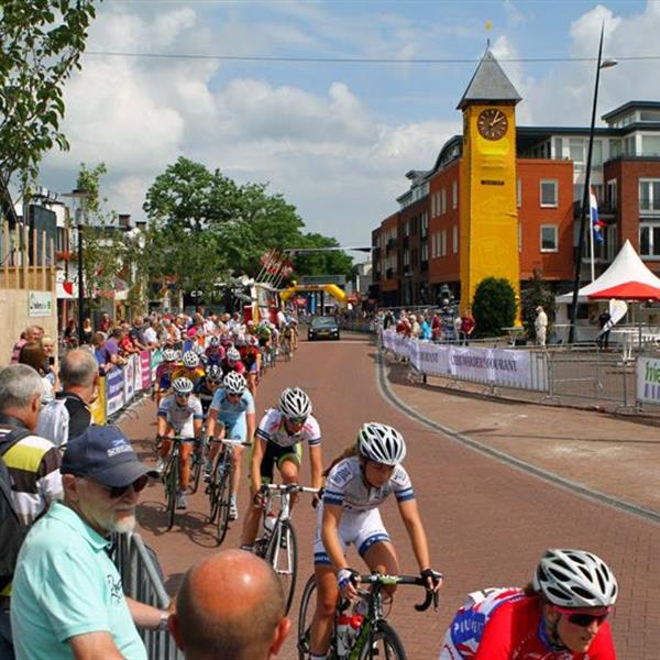 32e Profronde Surhuisterveen 2013 - Dames | Wielrennen Surhuisterveen