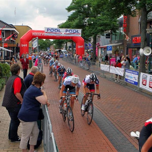 32e Profronde Surhuisterveen 2013 - Dames | Wielrennen Surhuisterveen