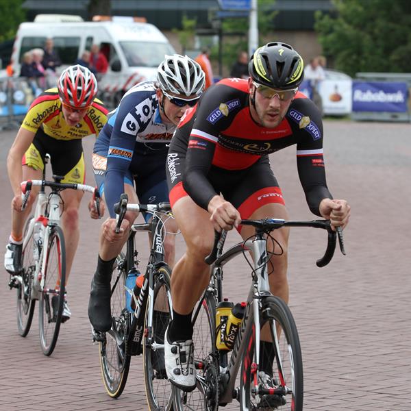 34e Profronde 2015 Elite & Beloften | Wielrennen Surhuisterveen