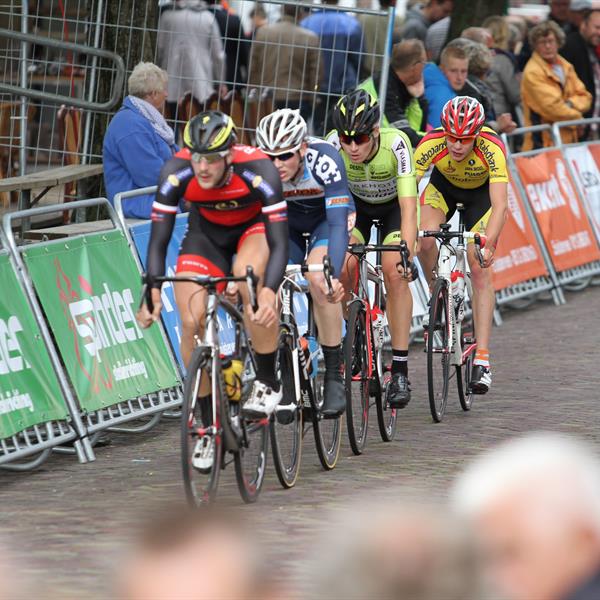 34e Profronde 2015 Elite & Beloften | Wielrennen Surhuisterveen