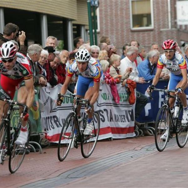 24e Profronde Surhuisterveen 2005 | Wielrennen Surhuisterveen