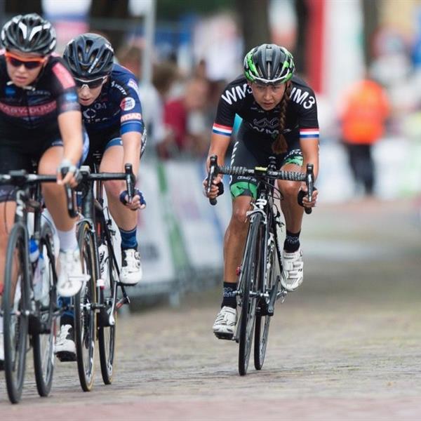 36e Profronde van Surhuisterveen 2017 (foto's AWFoto.nl) | Wielrennen Surhuisterveen