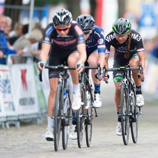 36e Profronde van Surhuisterveen 2017 (foto's AWFoto.nl) | Wielrennen Surhuisterveen