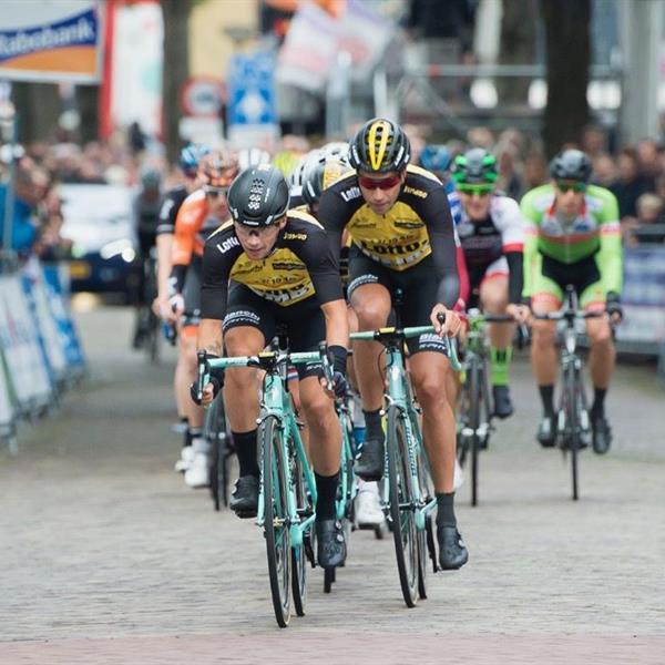 36e Profronde van Surhuisterveen 2017 (foto's AWFoto.nl) | Wielrennen Surhuisterveen