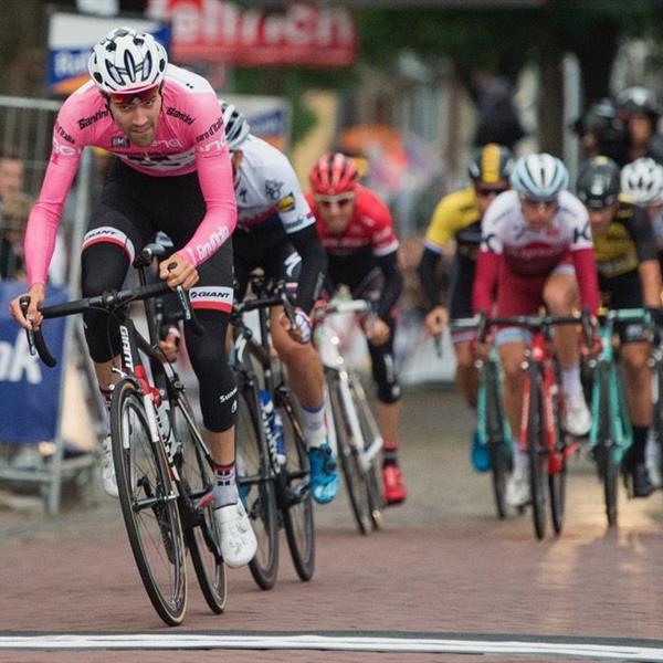 36e Profronde van Surhuisterveen 2017 (foto's AWFoto.nl) | Wielrennen Surhuisterveen