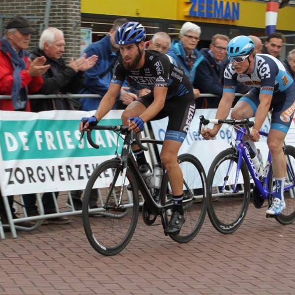 36e Profronde van Surhuisterveen 2017 - elite (foto's Edo Werkman) | Wielrennen Surhuisterveen