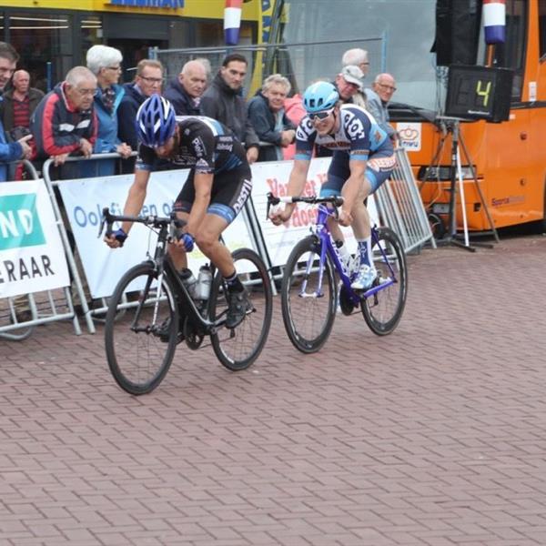 36e Profronde van Surhuisterveen 2017 - elite (foto's Edo Werkman) | Wielrennen Surhuisterveen
