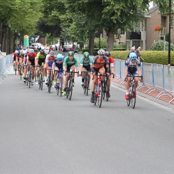 36e Profronde van Surhuisterveen 2017 - elite (foto's Edo Werkman) | Wielrennen Surhuisterveen