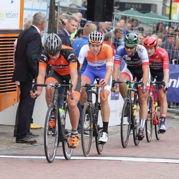 36e Profronde van Surhuisterveen 2017 - elite (foto's Edo Werkman) | Wielrennen Surhuisterveen