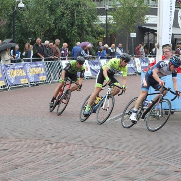36e Profronde van Surhuisterveen 2017 - elite (foto's Edo Werkman) | Wielrennen Surhuisterveen
