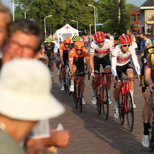 38e Profronde van Surhuisterveen 2019 - Profs (Edo Werkman) | Wielrennen Surhuisterveen