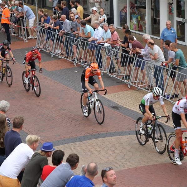 38e Profronde van Surhuisterveen 2019 - Profs (Edo Werkman) | Wielrennen Surhuisterveen