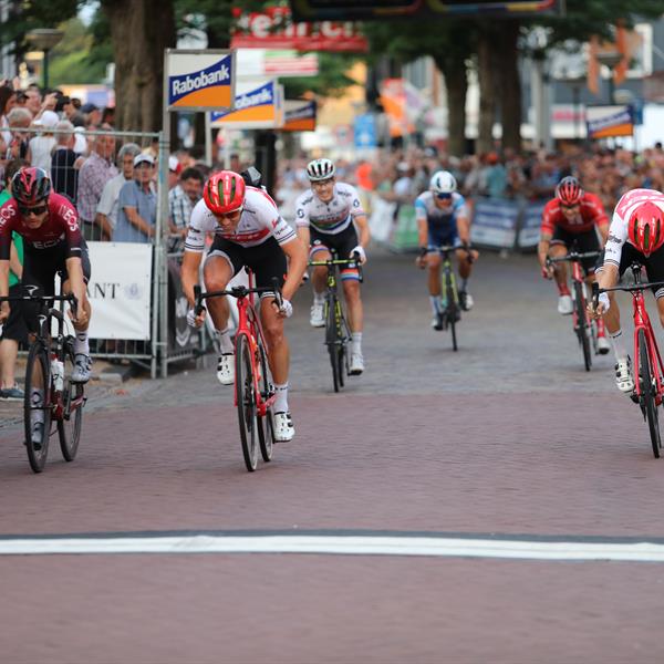 38e Profronde van Surhuisterveen 2019 - Profs (Edo Werkman) | Wielrennen Surhuisterveen