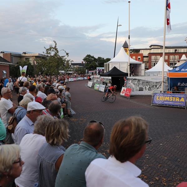 38e Profronde van Surhuisterveen 2019 - Profs (Edo Werkman) | Wielrennen Surhuisterveen