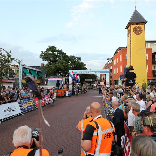 38e Profronde van Surhuisterveen 2019 - Profs (Edo Werkman) | Wielrennen Surhuisterveen