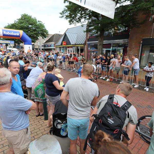 38e Profronde van Surhuisterveen 2019 - Profs (Edo Werkman) | Wielrennen Surhuisterveen