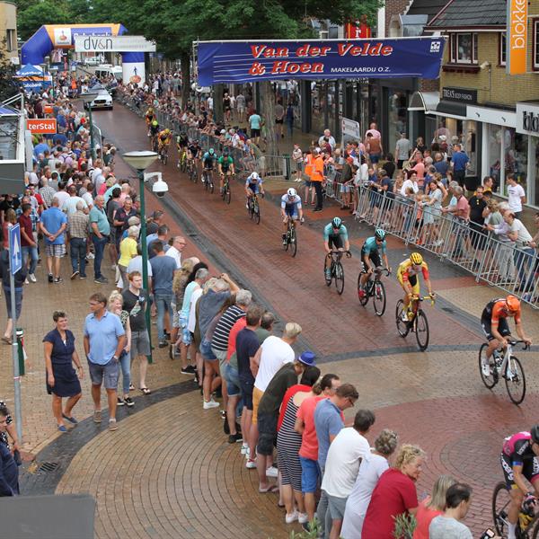 38e Profronde van Surhuisterveen 2019 - Profs (Edo Werkman) | Wielrennen Surhuisterveen