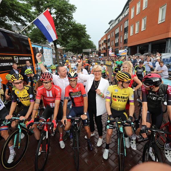 38e Profronde van Surhuisterveen 2019 - Profs (Edo Werkman) | Wielrennen Surhuisterveen