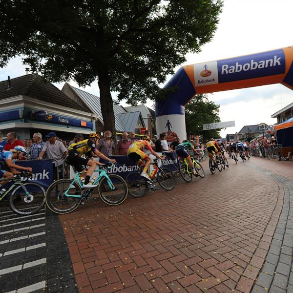 38e Profronde van Surhuisterveen 2019 - Profs (Edo Werkman) | Wielrennen Surhuisterveen