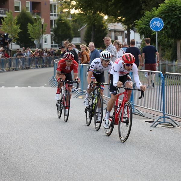 38e Profronde van Surhuisterveen 2019 - Profs (Edo Werkman) | Wielrennen Surhuisterveen