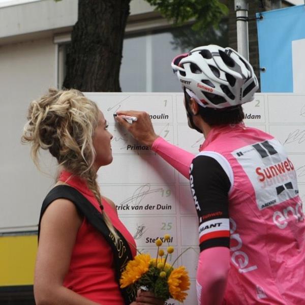 36e Profronde van Surhuisterveen 2017 - profs (foto's Edo Werkman) | Wielrennen Surhuisterveen