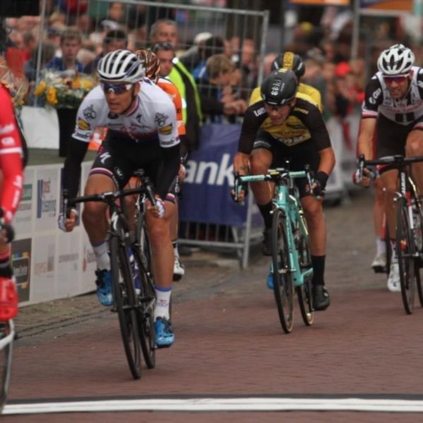 36e Profronde van Surhuisterveen 2017 - profs (foto's Edo Werkman) | Wielrennen Surhuisterveen