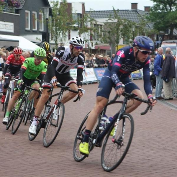 36e Profronde van Surhuisterveen 2017 - profs (foto's Edo Werkman) | Wielrennen Surhuisterveen