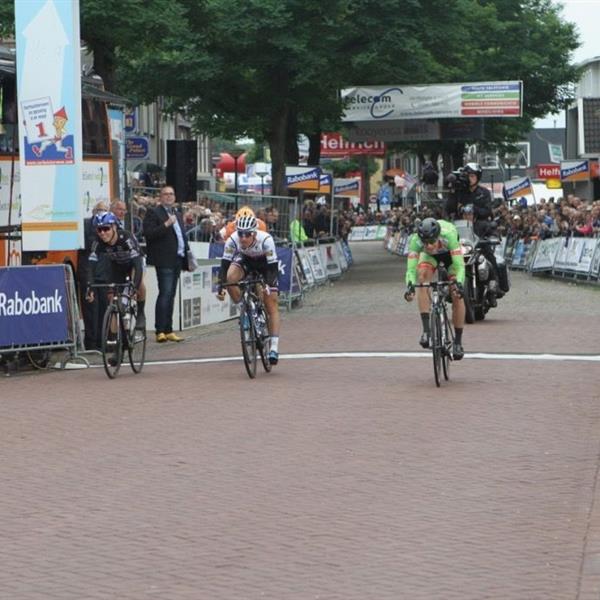 36e Profronde van Surhuisterveen 2017 - profs (foto's Edo Werkman) | Wielrennen Surhuisterveen