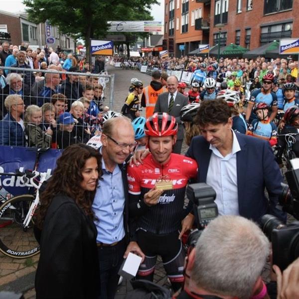 36e Profronde van Surhuisterveen 2017 - profs (foto's Edo Werkman) | Wielrennen Surhuisterveen