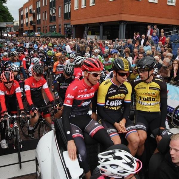 36e Profronde van Surhuisterveen 2017 - profs (foto's Edo Werkman) | Wielrennen Surhuisterveen