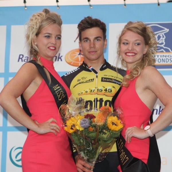 36e Profronde van Surhuisterveen 2017 - profs (foto's Edo Werkman) | Wielrennen Surhuisterveen