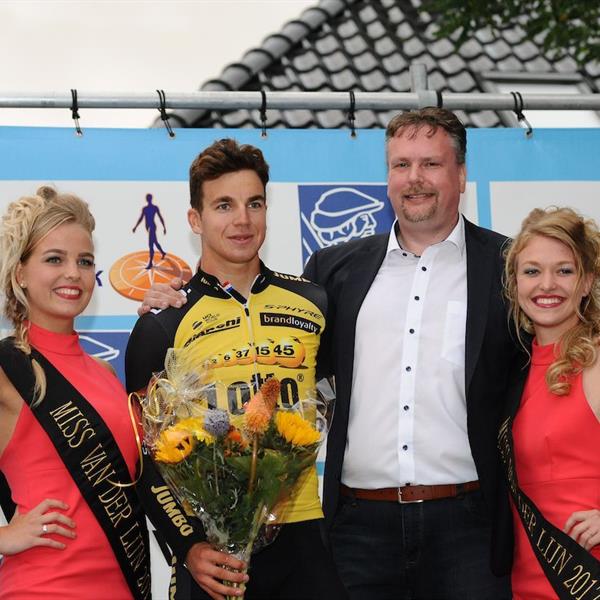 36e Profronde van Surhuisterveen 2017 (foto's Martin de Jong) | Wielrennen Surhuisterveen