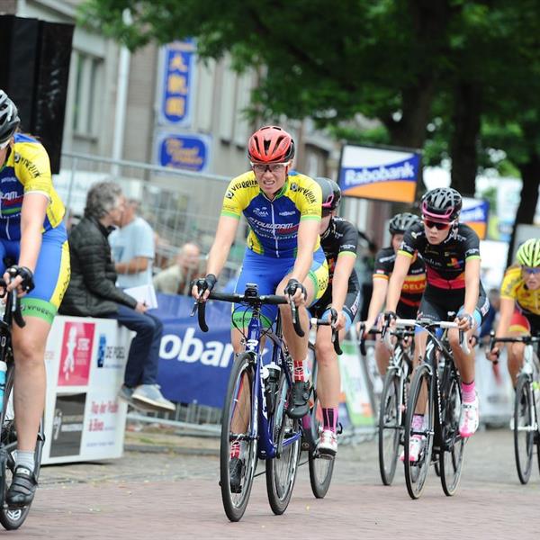 36e Profronde van Surhuisterveen 2017 (foto's Martin de Jong) | Wielrennen Surhuisterveen