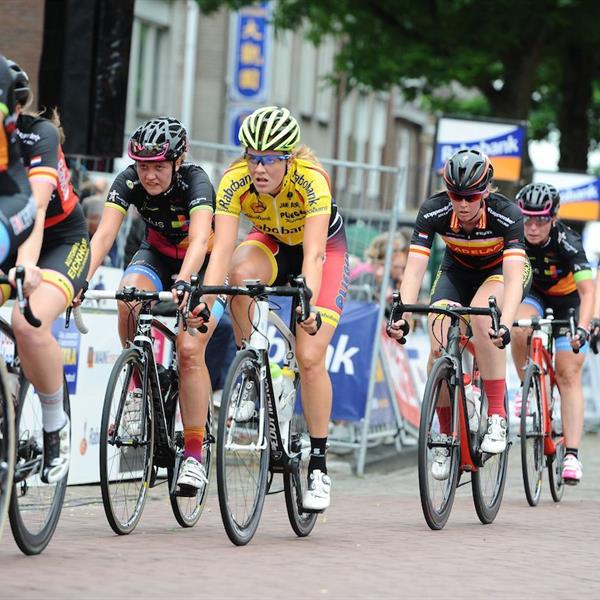 36e Profronde van Surhuisterveen 2017 (foto's Martin de Jong) | Wielrennen Surhuisterveen