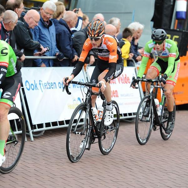 36e Profronde van Surhuisterveen 2017 (foto's Martin de Jong) | Wielrennen Surhuisterveen