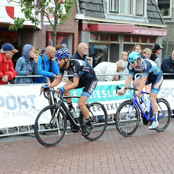 36e Profronde van Surhuisterveen 2017 (foto's Martin de Jong) | Wielrennen Surhuisterveen